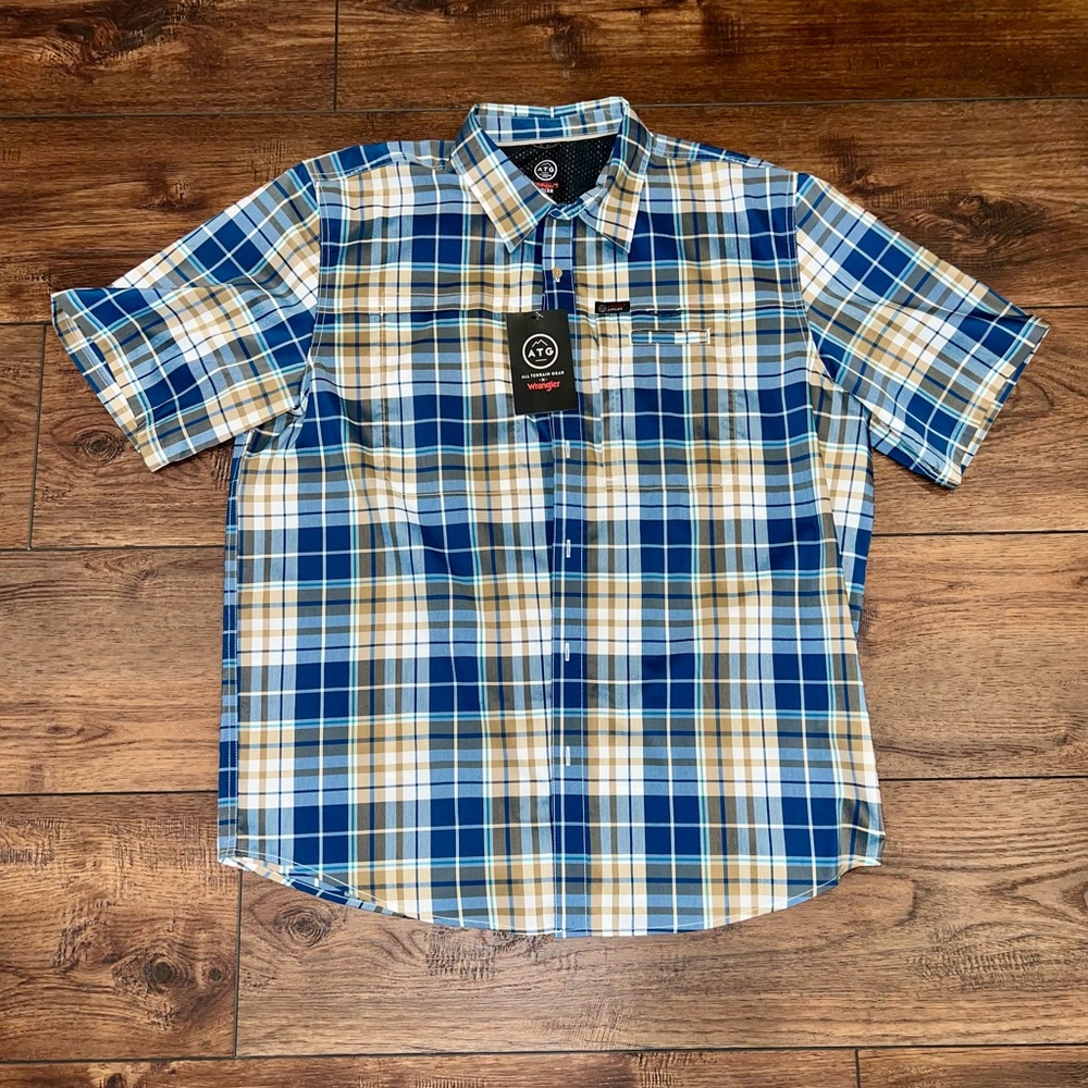 Wrangler Blue and Tan Casual Button Down Shirt -1-33